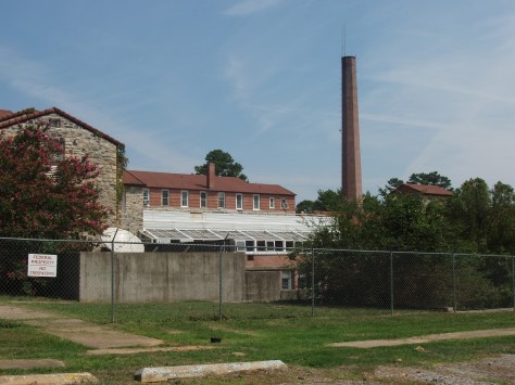 20140723we-hospital-image-smoke-stack